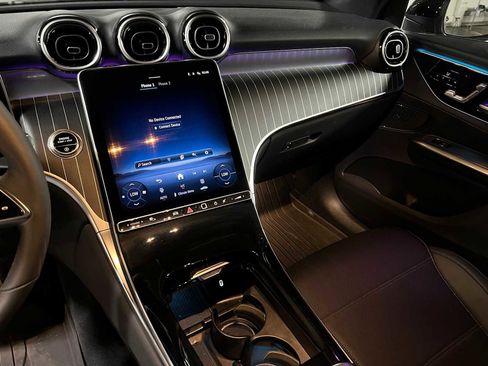 Certified 2026 Mercedes-Benz GLC 300 4MATIC image 29