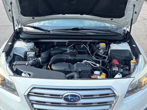 Used 2016 Subaru Outback 2.5i Premium AWD/4WD image 29