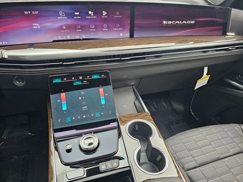 New 2026 Cadillac Escalade ESV Platinum Sport AWD/4WD image 33