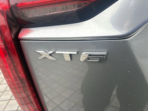 Certified 2025 Cadillac XT6 Premium Luxury image 6