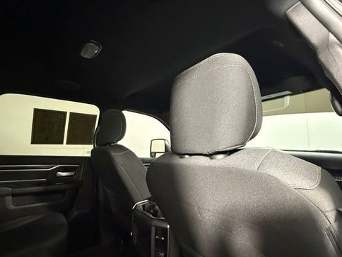 Used 2024 RAM 2500 Big Horn w/ Night Edition AWD/4WD image 35