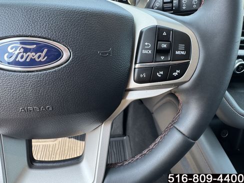 Used 2026 Ford Explorer Active AWD/4WD image 22