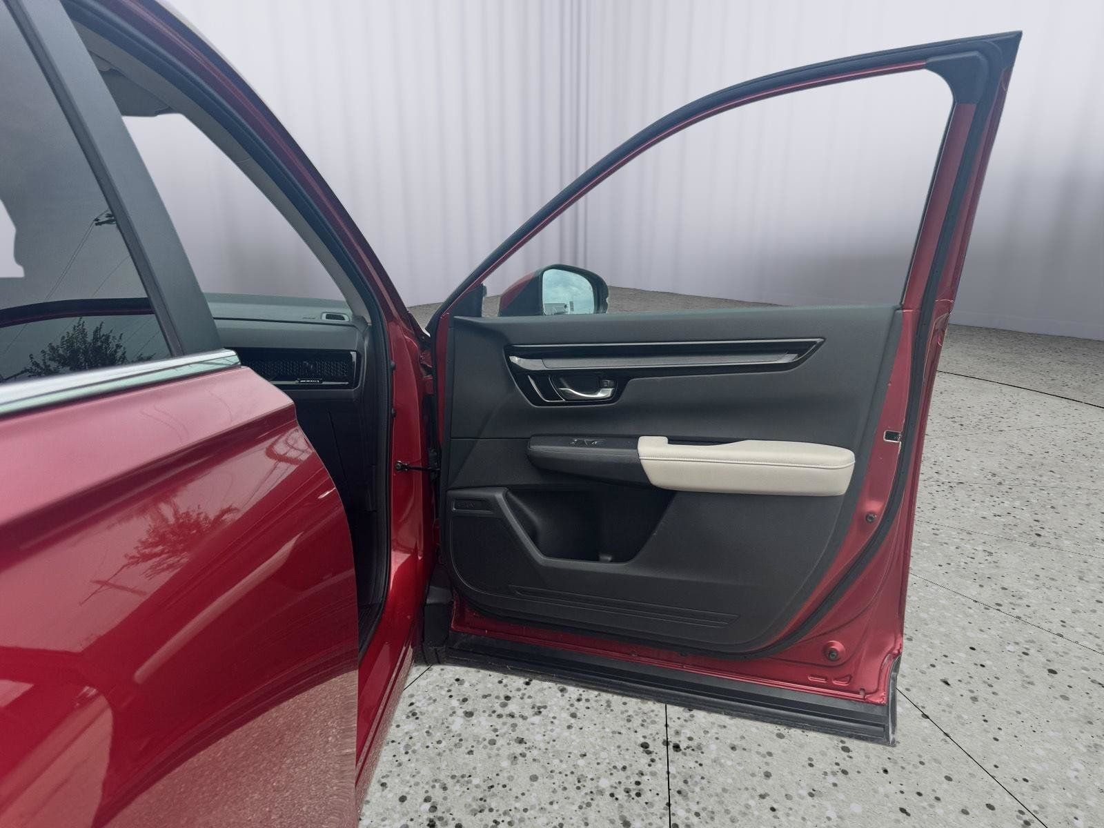 Used 2026 Honda CR-V EX-L image 37