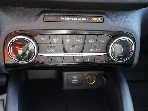 Used 2022 Ford Escape SEL AWD/4WD image 28