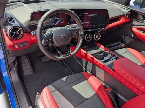 New 2025 Chevrolet Blazer EV RS image 3