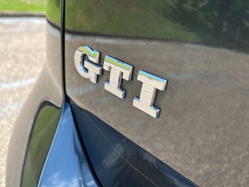 Used 2017 Volkswagen GTI Sport FWD image 48