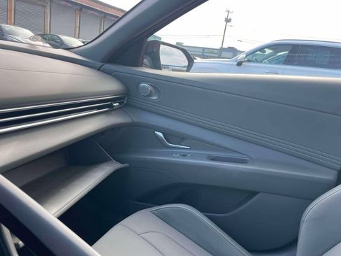 Used 2023 Hyundai Elantra SEL w/ Convenience Package FWD image 33