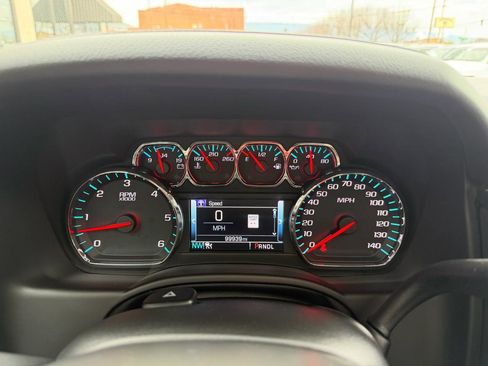 Used 2018 GMC Yukon SLT w/ Open Road Package image 15