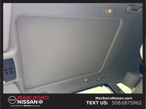 Certified 2025 Nissan Rogue SL w/ Tech Package image 31