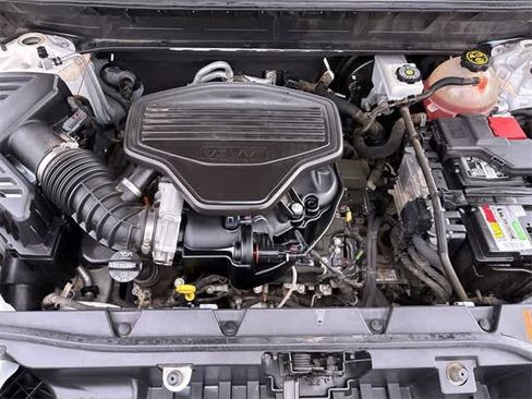 Used 2021 GMC Acadia SLT w/ Trailering Package image 15