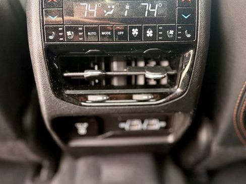 Used 2021 Jeep Grand Cherokee L Summit AWD/4WD image 17