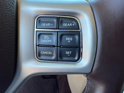 Used 2018 RAM 1500 Laramie w/ Convenience Group image 19