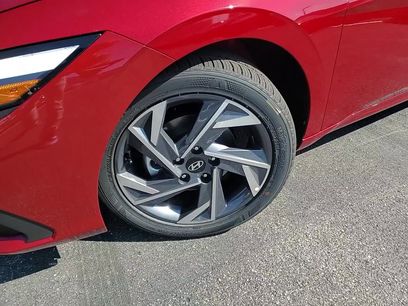 New 2025 Hyundai Elantra Sport