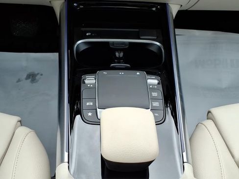 Used 2023 Mercedes-Benz GLA 250 image 23