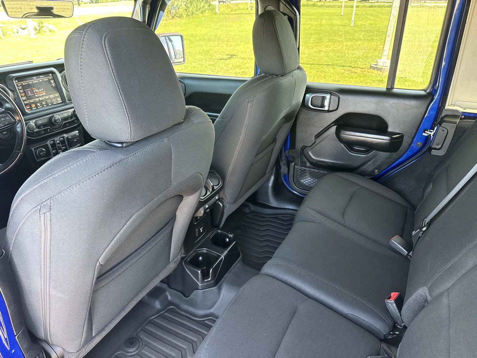 Used 2020 Jeep Wrangler Unlimited Sport S w/ Sun And Sound Package AWD/4WD image 17