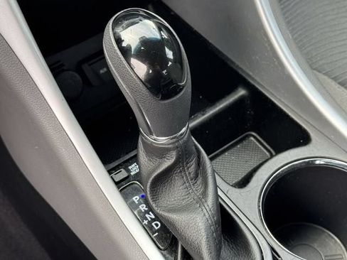 Used 2014 Hyundai Sonata Hybrid FWD image 18