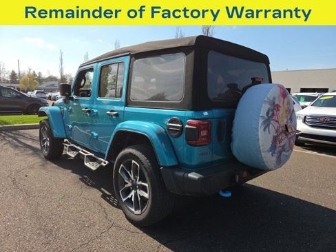 Used 2024 Jeep Wrangler Unlimited w/ Convenience Group image 4