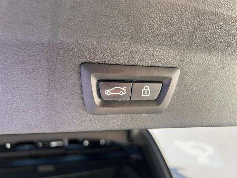Used 2018 BMW X3 xDrive30i w/ Convenience Package AWD/4WD image 25