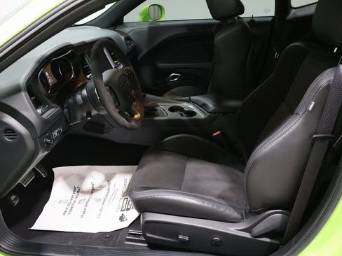 Used 2023 Dodge Challenger R/T Scat Pack image 10