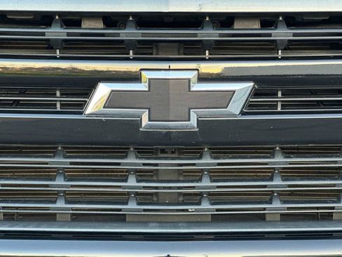 Used 2021 Chevrolet Silverado 1500 LT Trail Boss image 38