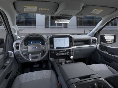 New 2025 Ford F150 Lightning XLT image 9