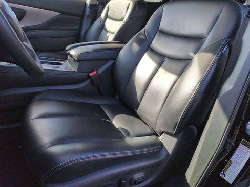 Certified 2024 Nissan Murano SV image 19