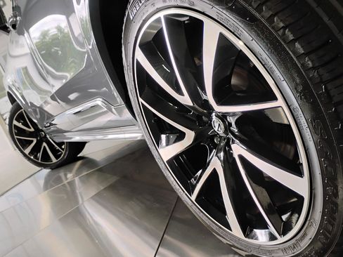 Used 2022 Volvo XC90 T8 Inscription Expression w/ Advanced Package image 4