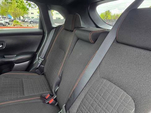 Used 2023 Honda HR-V Sport image 17