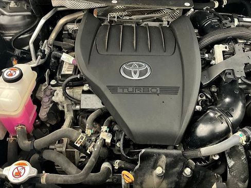 Used 2023 Toyota Highlander L image 41