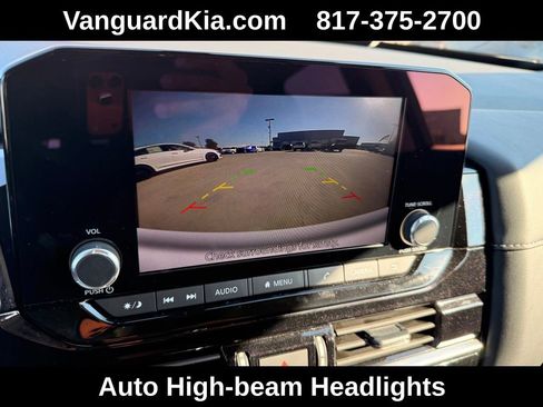 Used 2024 Nissan Pathfinder SV image 20