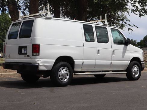 Used 2014 Ford E-250 and Econoline 250 w/ Power Group RWD image 5