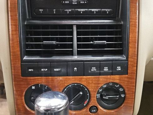 Used 2007 Ford Explorer Eddie Bauer AWD/4WD image 31