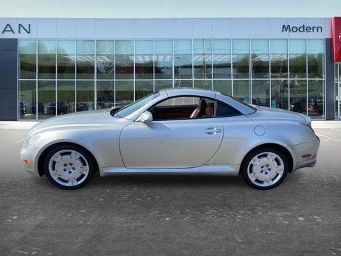 Used 2005 Lexus SC 430 Convertible RWD image 7