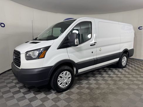 Used 2019 Ford Transit 250 Base image 11