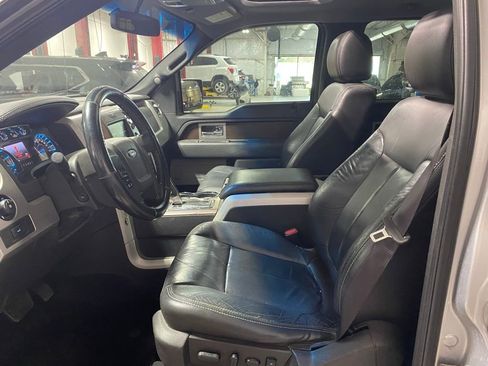 Used 2013 Ford F150 Lariat w/ Luxury Equipment Group image 4