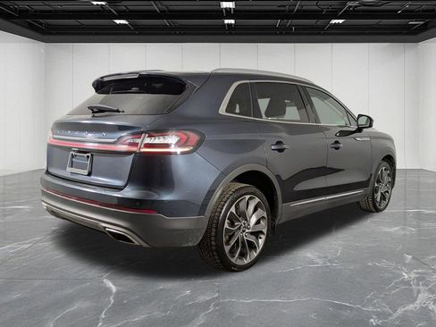 Used 2022 Lincoln Nautilus Reserve image 5