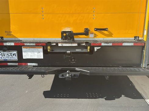 Certified 2022 Ford E-350 and Econoline 350 Super Duty image 8