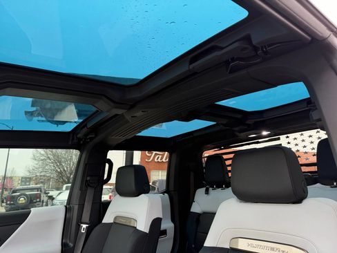 Used 2024 GMC Hummer EV 2X AWD/4WD image 25