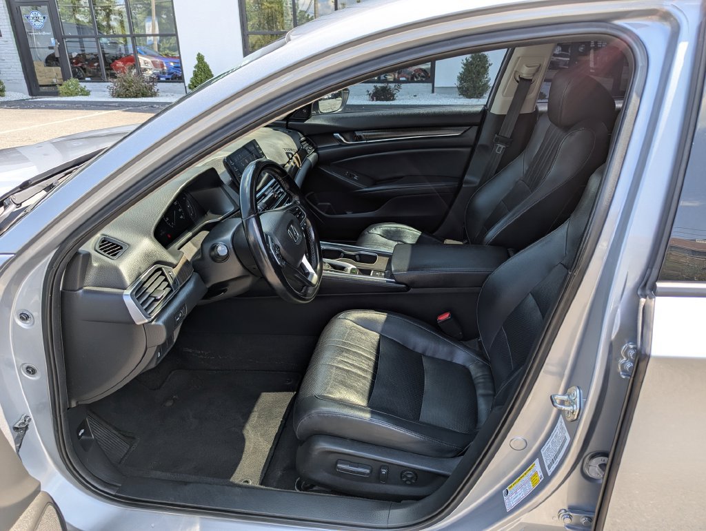 Used 2018 Honda Accord EX-L image 12