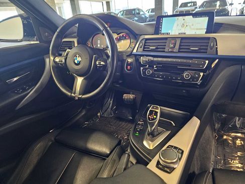 Used 2018 BMW 330i xDrive Sedan AWD/4WD image 35