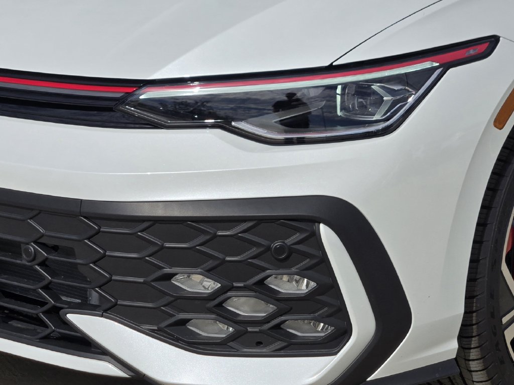 New 2026 Volkswagen GTI SE FWD image 7