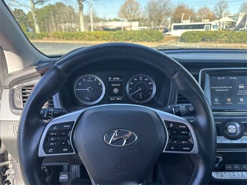 Used 2019 Hyundai Sonata SEL image 10