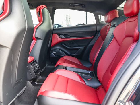 Used 2020 Porsche Taycan 4S w/ Premium Package AWD/4WD image 19