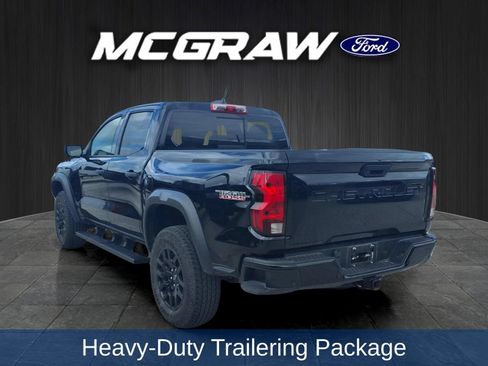 Used 2024 Chevrolet Colorado Trail Boss w/ Technology Package AWD/4WD image 9