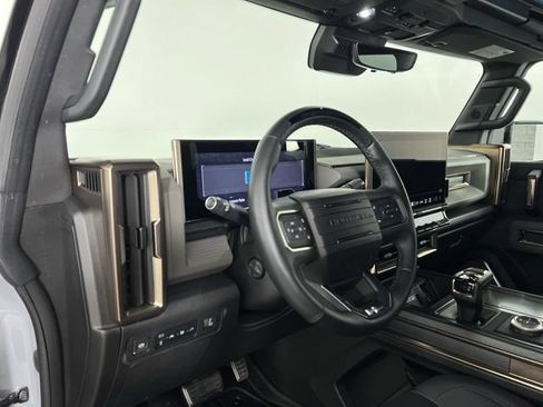 Certified 2025 GMC Hummer EV 3X w/ LPO, Sport Package AWD/4WD image 10