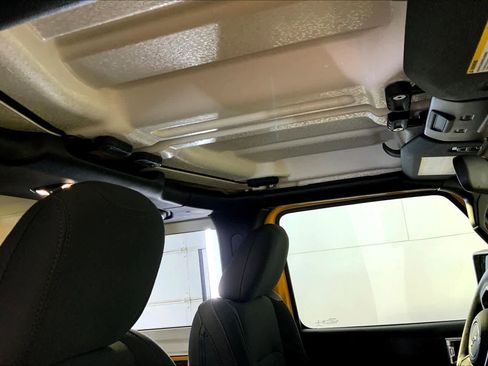 Used 2021 Jeep Wrangler Sport image 14