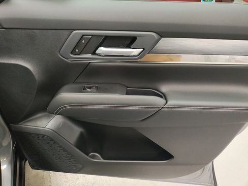 New 2026 GMC Terrain Elevation image 9