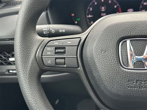 New 2025 Honda Accord SE image 19