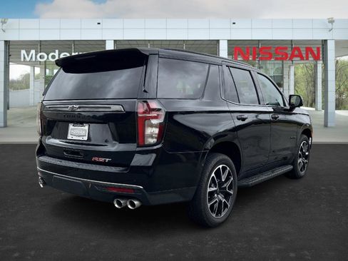 Used 2022 Chevrolet Tahoe RST w/ Sport Performance Package image 5