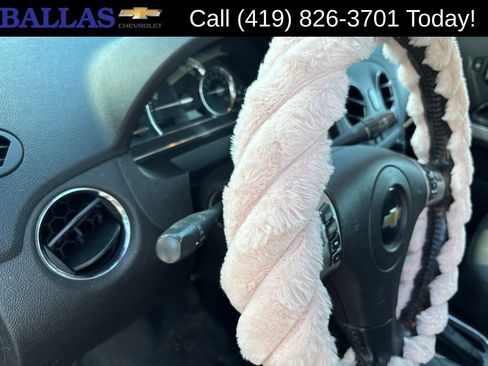 Used 2011 Chevrolet HHR LT w/ LT Preferred Equipment Group FWD image 11